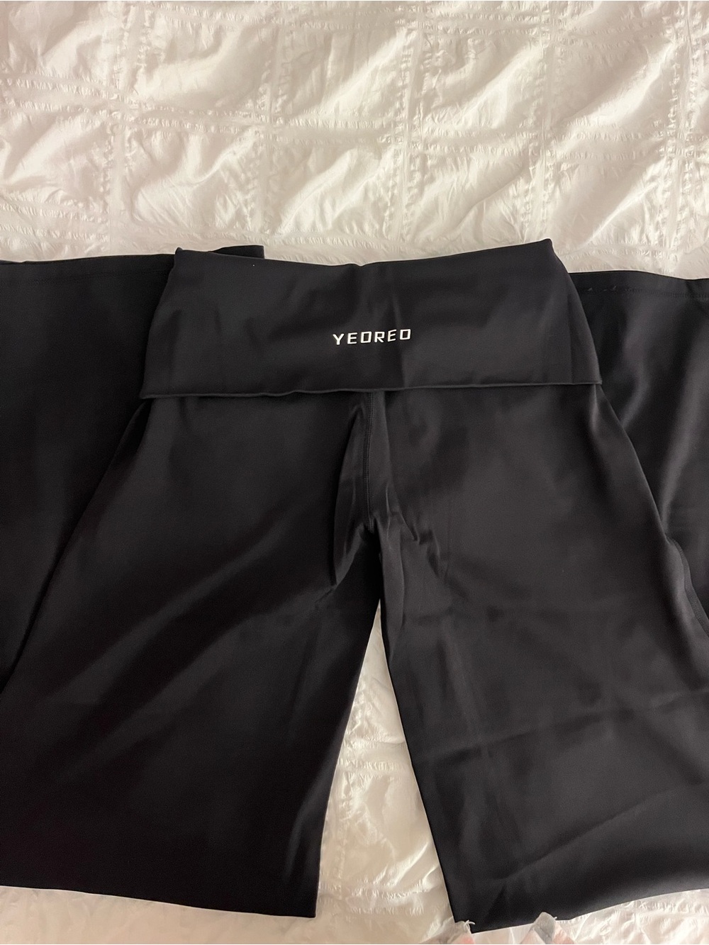Yeoreo Women's Black Fold Over Waist Athletic Joggers